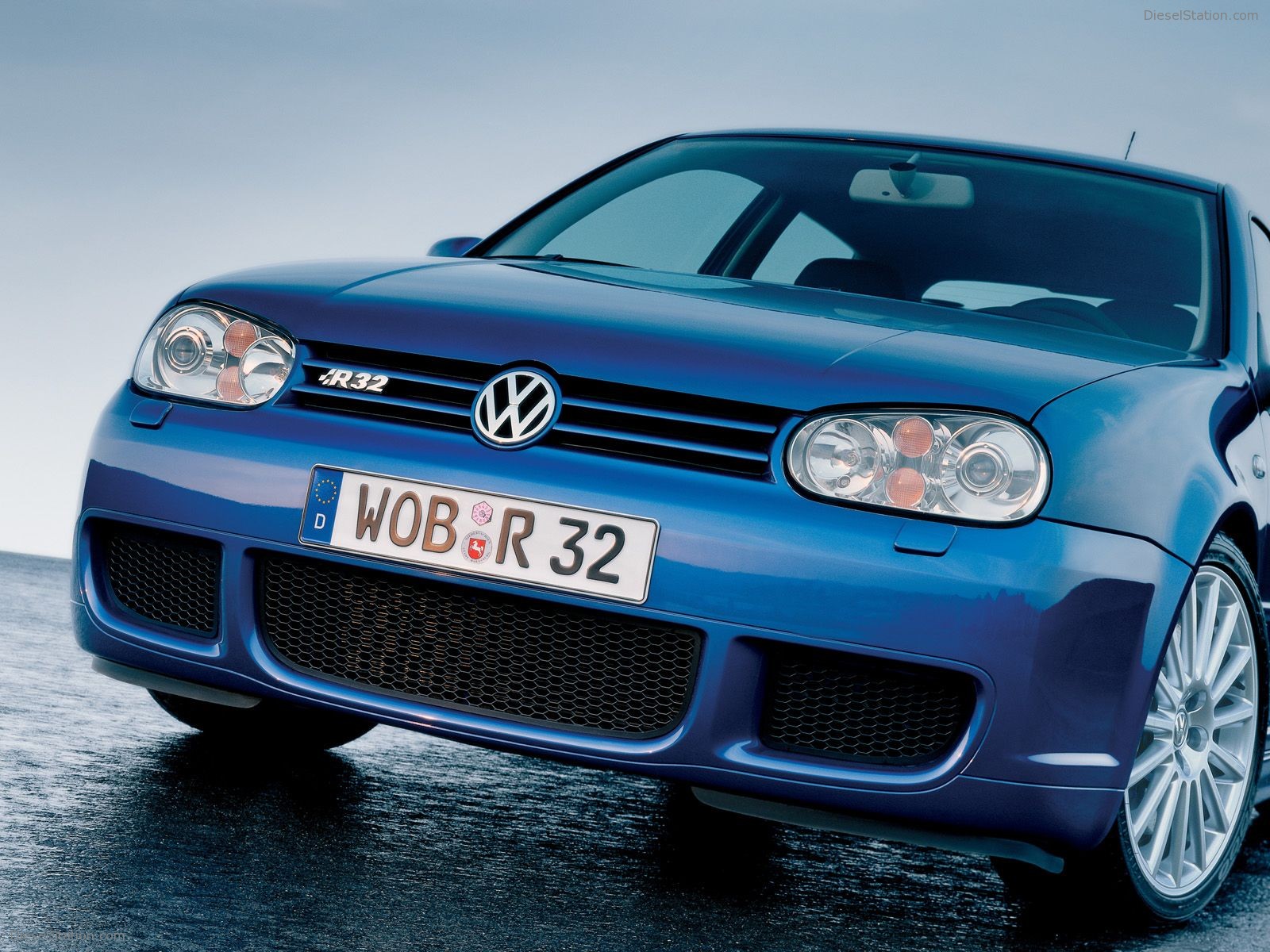 Volkswagen Golf IV R32